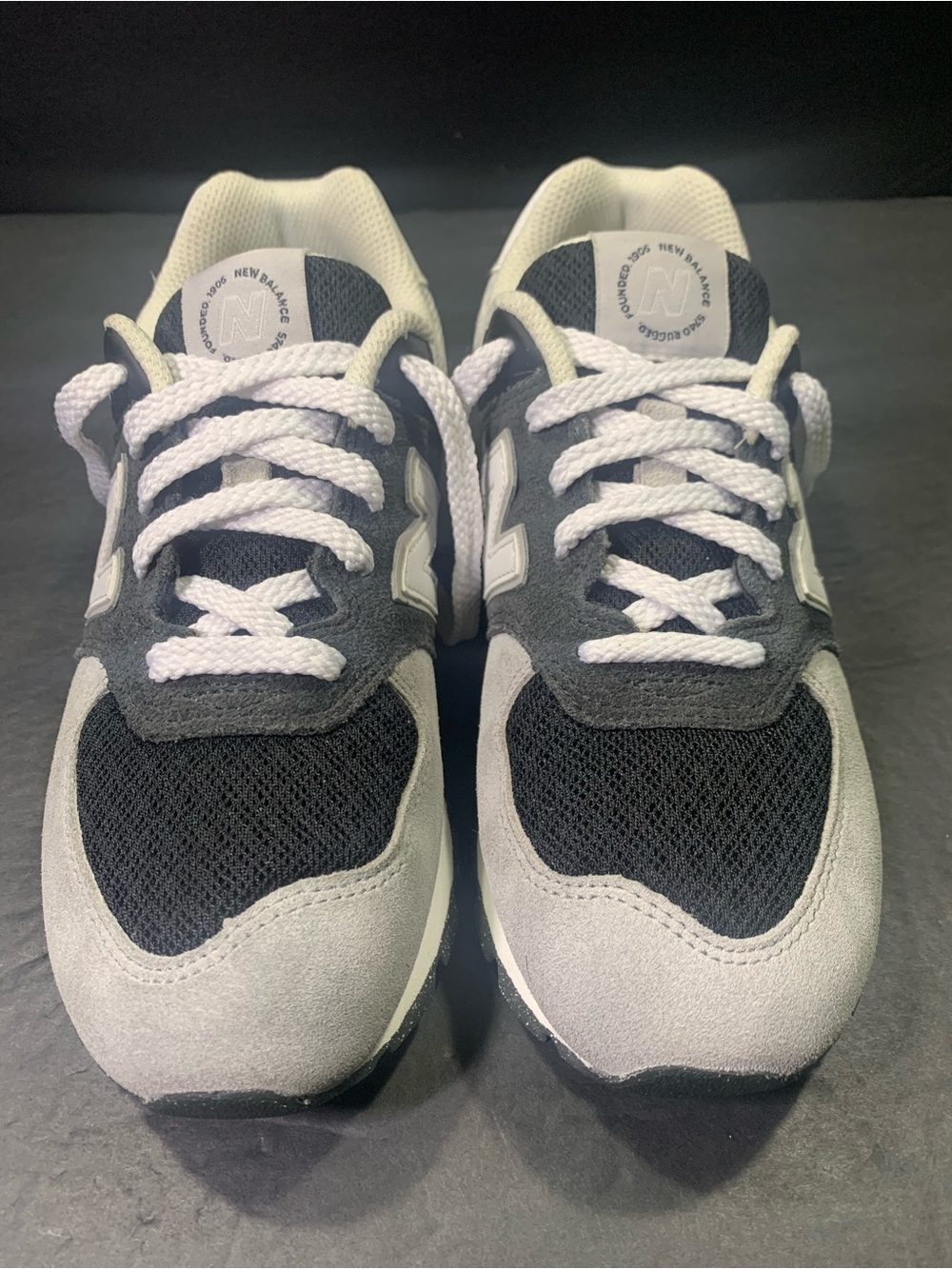 New Balance 574 Youth Black Gray Sneakers Shoe Size- 3Y - Picture 3 of 8